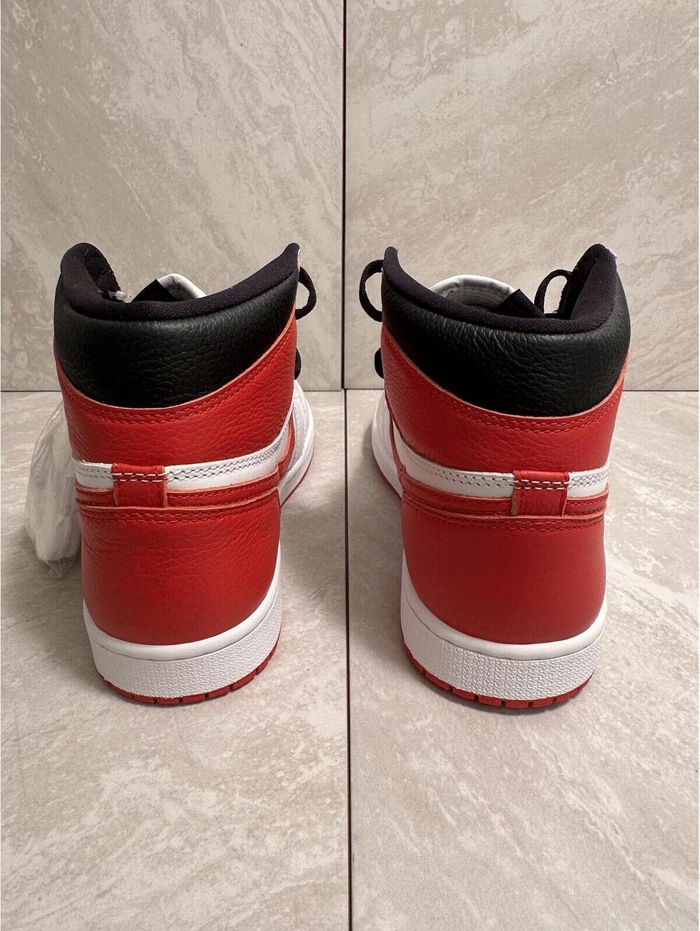 Nike Air Jordan 1 Retro High OG Heritage Chicago white/red/black sneakers Size 9 - Picture 8 of 12